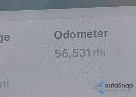 2021 Tesla Model Y Long Range Dual Motor All-Wheel Drive z USA, uszkodzony, nr VIN 5YJYGAEEXMF186341